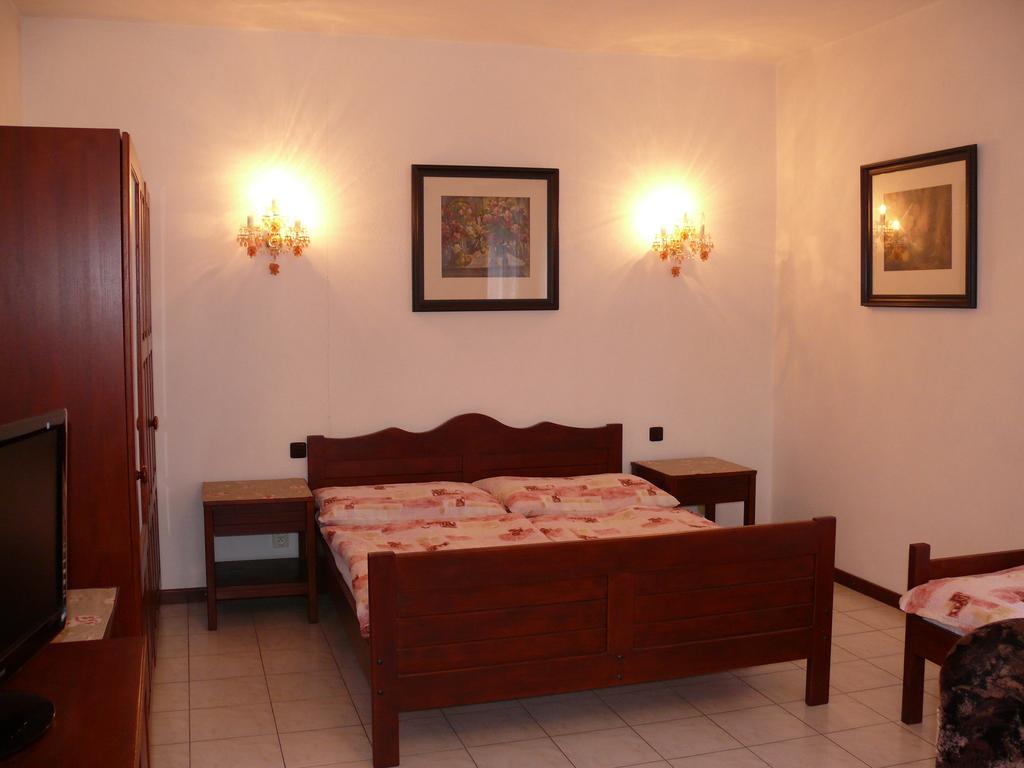 Hotel Pension A Restaurace Rudolec Český Rudolec Exteriér fotografie